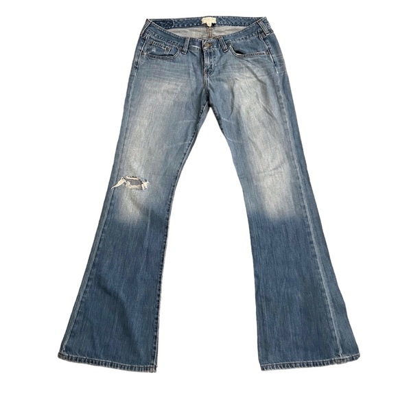 Abercrombie & Fitch Denim - Vintage Y2K Abercrombie & Fitch Women’s Low Rise Flare Jeans / 8 Long